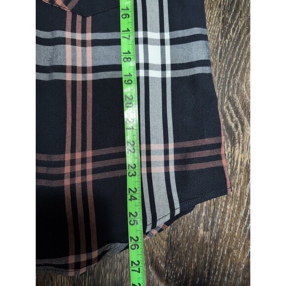 Sanctuary Boyfriend Plaid Snap Button Shirt Size 8 Roll Tab - Picture 7 of 7